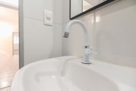 Casa para alugar com 120m², 3 quartos e 1 vaga Casa para alugar com 120m², 3 quartos e 1 vagaBanheiro 2