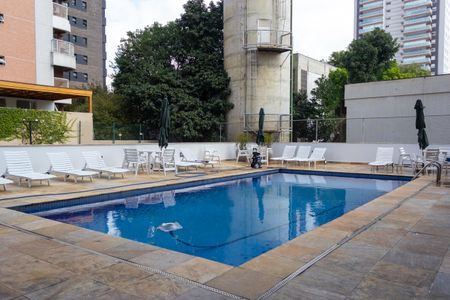 Apartamento à venda com 85m², 3 quartos e 1 vaga Apartamento à venda com 85m², 3 quartos e 1 vagaÁrea comum - Piscina