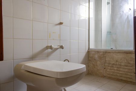 Apartamento à venda com 85m², 3 quartos e 1 vaga Apartamento à venda com 85m², 3 quartos e 1 vagaBanheiro