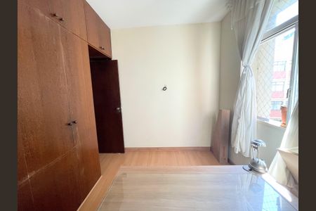 Apartamento à venda com 110m², 3 quartos e 1 vagaQuarto 2