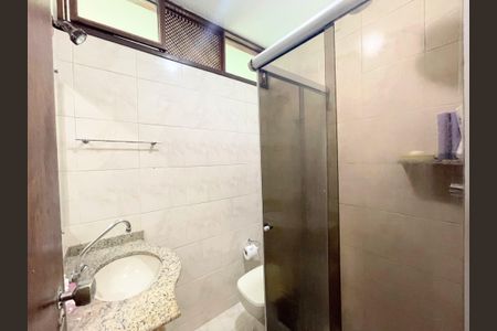 Apartamento à venda com 110m², 3 quartos e 1 vagaBanheiro 