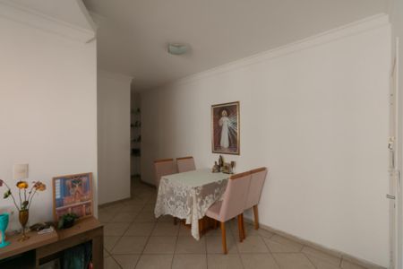 Apartamento à venda com 107m², 2 quartos e 2 vagasSala