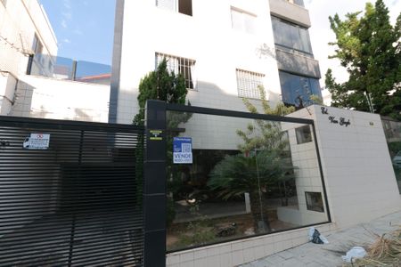 Apartamento à venda com 107m², 2 quartos e 2 vagasPlaca