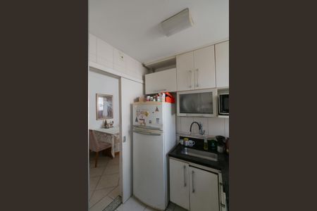 Apartamento à venda com 107m², 2 quartos e 2 vagasCozinha