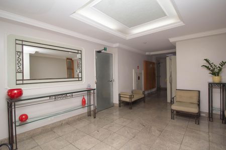 Apartamento à venda com 74m², 2 quartos e 1 vagaHall social