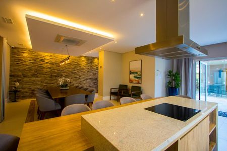 Apartamento à venda com 121m², 3 quartos e 3 vagas Apartamento à venda com 121m², 3 quartos e 3 vagasÁrea comum - Salão de festas