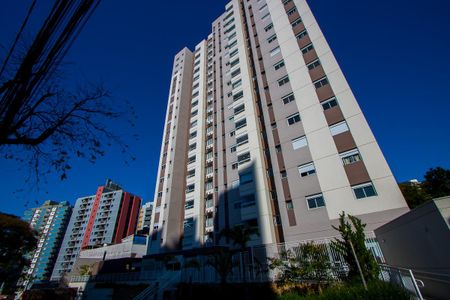 Apartamento à venda com 121m², 3 quartos e 3 vagas Apartamento à venda com 121m², 3 quartos e 3 vagasFachada