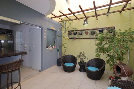 Casa à venda com 217m², 3 quartos e 5 vagasÁrea Gourmet