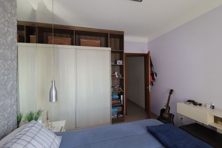 Casa à venda com 217m², 3 quartos e 5 vagasSuíte 3