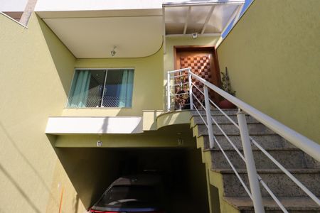 Casa à venda com 217m², 3 quartos e 5 vagasEntrada