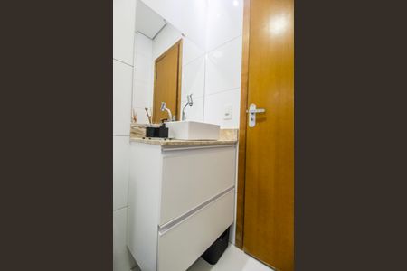 Casa de condomínio à venda com 250m², 3 quartos e 4 vagasBanheiro da Suíte 2