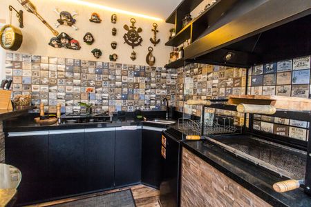 Casa de condomínio à venda com 250m², 3 quartos e 4 vagasÁrea gourmet