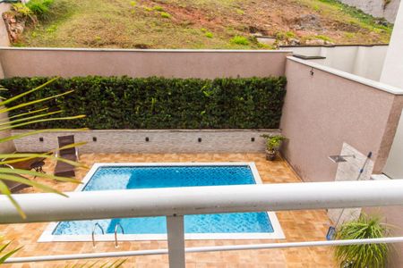 Casa de condomínio à venda com 250m², 3 quartos e 4 vagasVista da Suíte 3