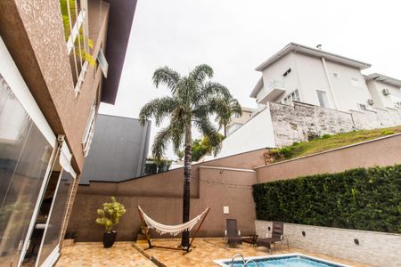 Casa de condomínio à venda com 250m², 3 quartos e 4 vagasPiscina
