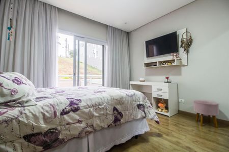 Casa de condomínio à venda com 250m², 3 quartos e 4 vagasSuíte 3