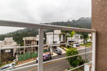 Casa de condomínio à venda com 250m², 3 quartos e 4 vagasVaranda