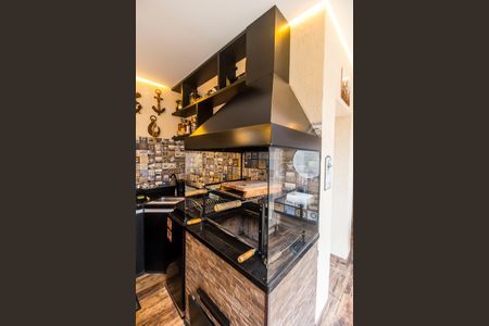 Casa de condomínio à venda com 250m², 3 quartos e 4 vagasDetalhe