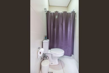 Casa de condomínio à venda com 250m², 3 quartos e 4 vagasBanheiro