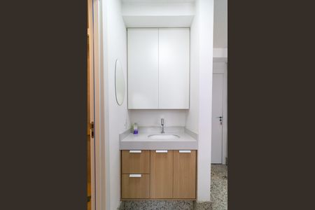 Apartamento para alugar com 35m², 2 quartos e sem vaga Apartamento para alugar com 35m², 2 quartos e sem vagaBanheiro
