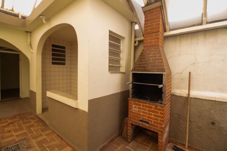 Casa para alugar com 125m², 3 quartos e 1 vaga Casa para alugar com 125m², 3 quartos e 1 vagaQuintal - Churrasqueira