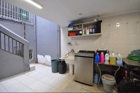 Casa para alugar com 120m², 2 quartos e 1 vagaÁrea de Serviço