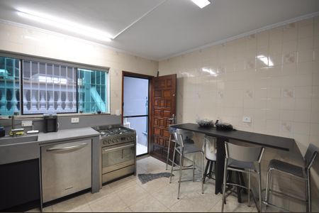 Casa para alugar com 120m², 2 quartos e 1 vagaCozinha