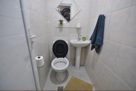 Casa para alugar com 120m², 2 quartos e 1 vagaBanheiro de Serviço