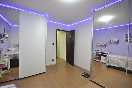 Casa para alugar com 120m², 2 quartos e 1 vagaQuarto 1