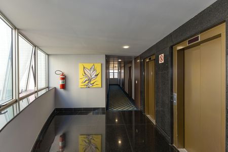 Studio à venda com 34m², 1 quarto e 1 vaga Studio à venda com 34m², 1 quarto e 1 vagaCorredor