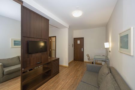 Studio à venda com 34m², 1 quarto e 1 vaga Studio à venda com 34m², 1 quarto e 1 vagaSala