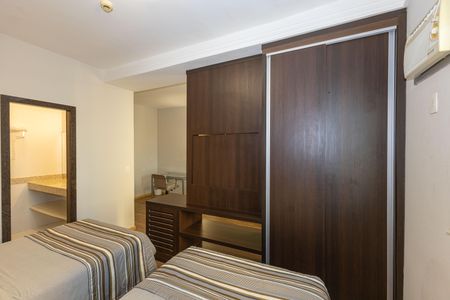 Studio à venda com 34m², 1 quarto e 1 vaga Studio à venda com 34m², 1 quarto e 1 vagaSuíte