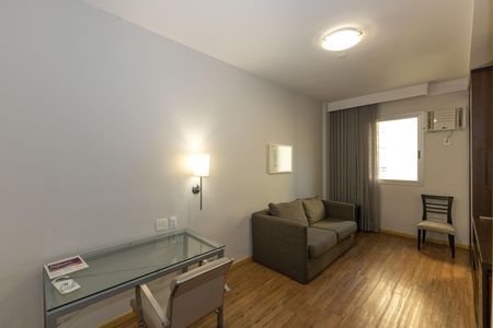 Studio à venda com 34m², 1 quarto e 1 vaga Studio à venda com 34m², 1 quarto e 1 vagaSala