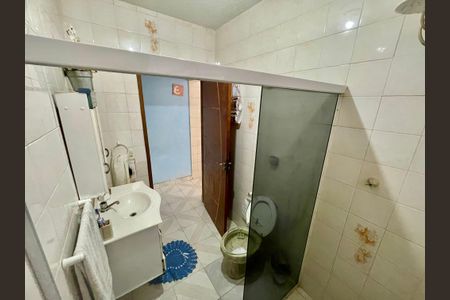 Casa à venda com 125m², 2 quartos e 2 vagas Casa à venda com 125m², 2 quartos e 2 vagasBanheiro 1