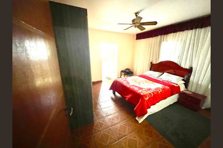 Casa à venda com 125m², 2 quartos e 2 vagas Casa à venda com 125m², 2 quartos e 2 vagasQuarto 1
