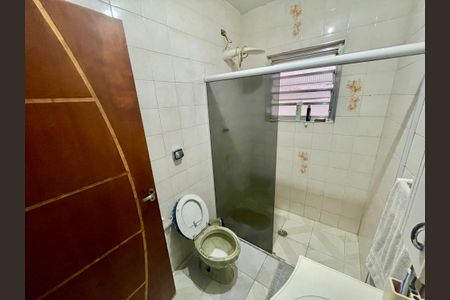 Casa à venda com 125m², 2 quartos e 2 vagas Casa à venda com 125m², 2 quartos e 2 vagasBanheiro 1