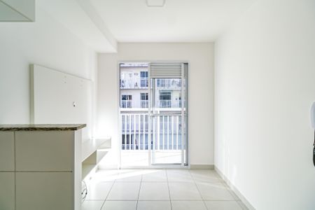 Apartamento à venda com 29m², 1 quarto e sem vaga Apartamento à venda com 29m², 1 quarto e sem vagaSala