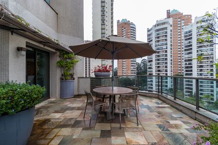Varanda de apartamento à venda com 3 quartos, 476m² em Jardim Fonte do Morumbi, São Paulo