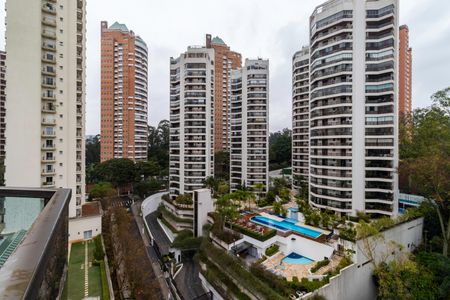 Apartamento à venda com 476m², 3 quartos e 4 vagas Apartamento à venda com 476m², 3 quartos e 4 vagasVista