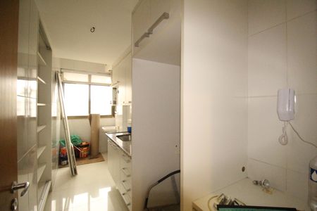 Apartamento à venda com 150m², 3 quartos e 2 vagasCozinha