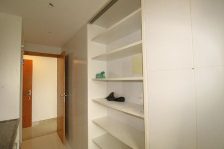 Apartamento à venda com 150m², 3 quartos e 2 vagasCozinha
