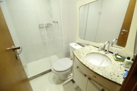 Apartamento à venda com 150m², 3 quartos e 2 vagasBanheiro social