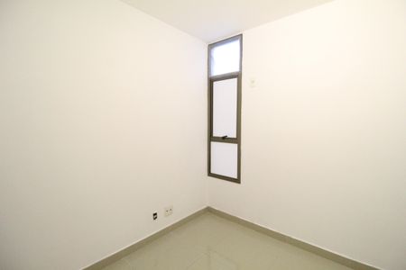 Apartamento à venda com 150m², 3 quartos e 2 vagasQuarto 2