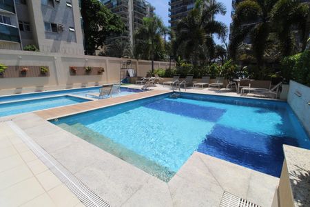 Apartamento à venda com 150m², 3 quartos e 2 vagasÁrea comum - Piscina
