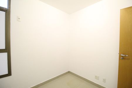 Apartamento à venda com 150m², 3 quartos e 2 vagasQuarto 2