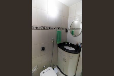 Apartamento à venda com 60m², 2 quartos e 1 vaga Apartamento à venda com 60m², 2 quartos e 1 vagaBanheiro