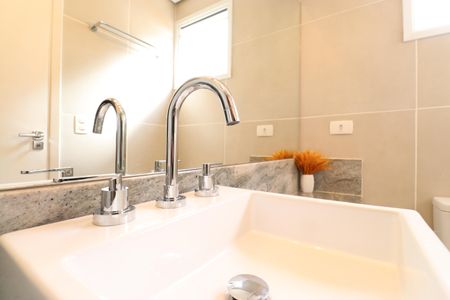 Apartamento à venda com 62m², 2 quartos e 2 vagasBanheiro da Suíte