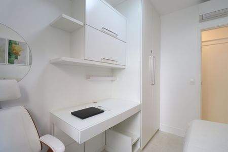 Apartamento à venda com 62m², 2 quartos e 2 vagasQuarto