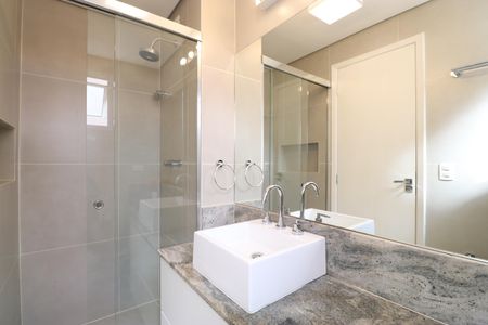 Apartamento à venda com 62m², 2 quartos e 2 vagasBanheiro da Suíte