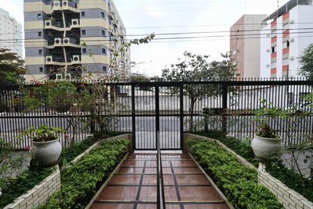 Apartamento para alugar com 107m², 2 quartos e 2 vagas Apartamento para alugar com 107m², 2 quartos e 2 vagasFachada