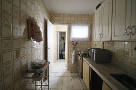 Apartamento para alugar com 107m², 2 quartos e 2 vagas Apartamento para alugar com 107m², 2 quartos e 2 vagasCozinha